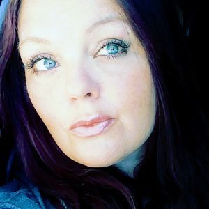 Meet your Posher, Jenn